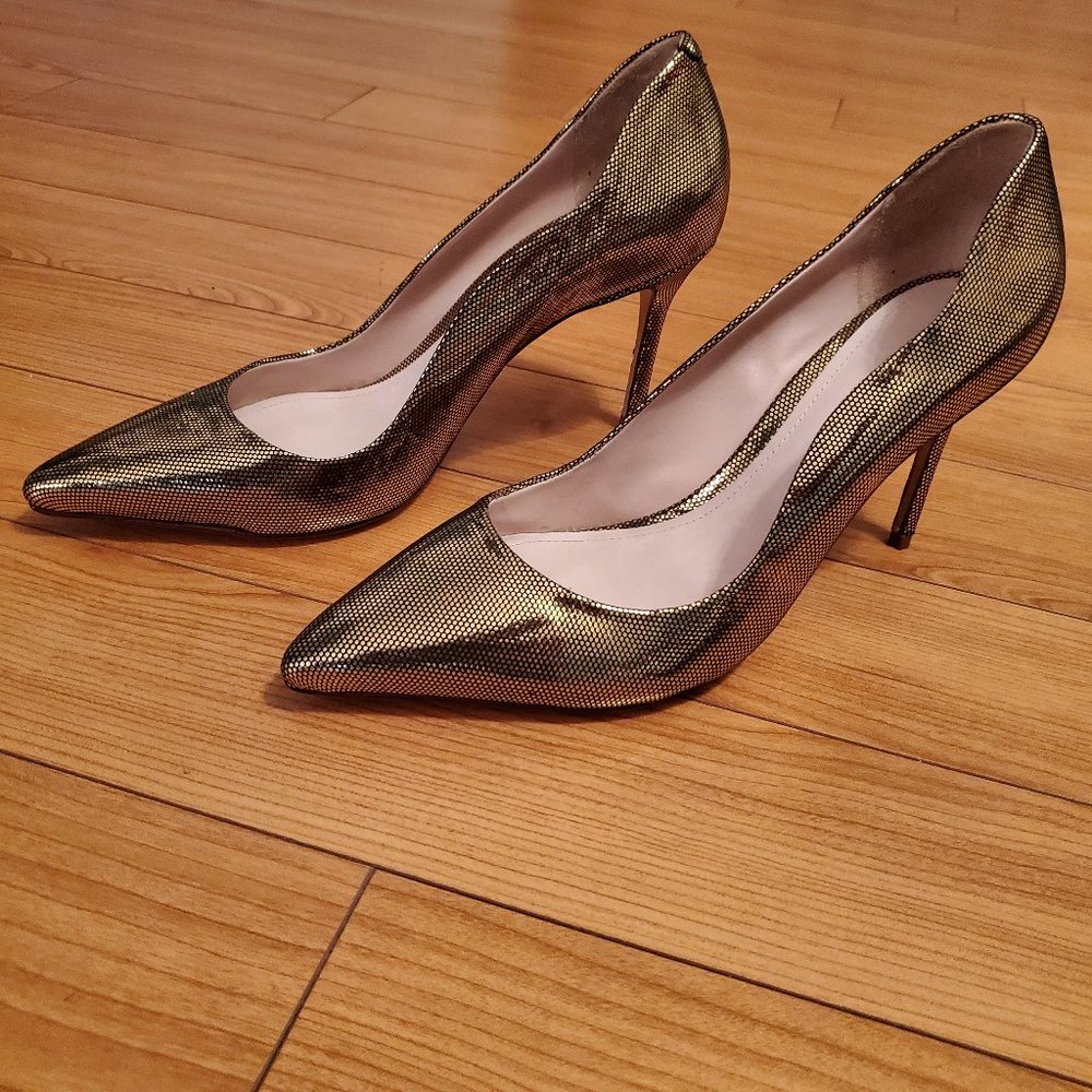 Shutz Metallic Gold Analira Stiletto Pumps